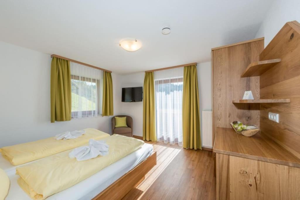Pension Bergbauernhof Irxner Pichl-Preunegg ภายนอก รูปภาพ
