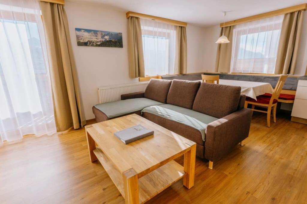 Pension Bergbauernhof Irxner Pichl-Preunegg ภายนอก รูปภาพ